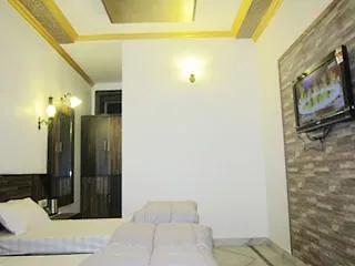 Hotel Eminent Agra  Ινδία