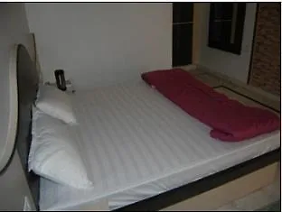 Hotel Eminent Agra   Agra (Uttar Pradesh)